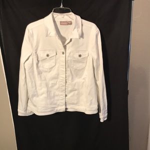 Chico’s ladies size 2 white jacket